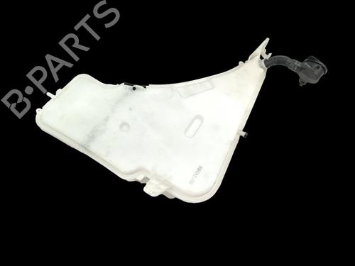 Used Windscreen washer tank BMW 1 (F21) 116 d (116 hp) 18666687