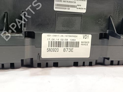 Instrument cluster VW TIGUAN (5N_)  | BP25025766C47 