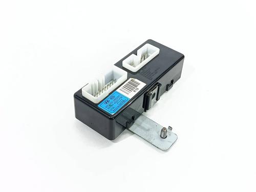 Used Electronic module HYUNDAI SANTA FÉ II (CM) 2.2 CRDi 4x4 (155 hp) 31138863