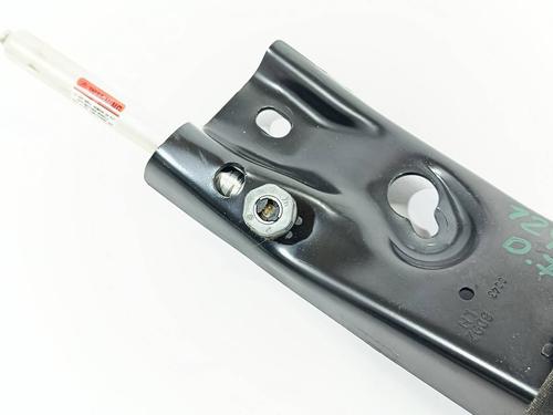 Front left seatbelt VOLVO XC90 I (275) D5 AWD | BP31082702I26