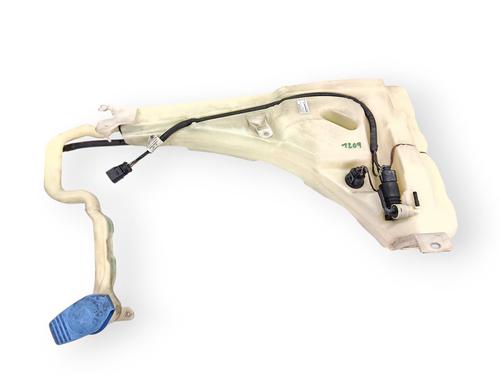 Used Windscreen washer tank VW TOUAREG (7LA, 7L6, 7L7) 5.0 V10 TDI (313 hp) 30660684