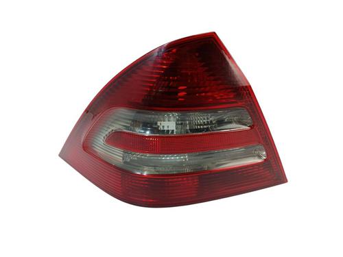Used Left taillight MERCEDES-BENZ C-CLASS (W203) [2000-2007]  29877587