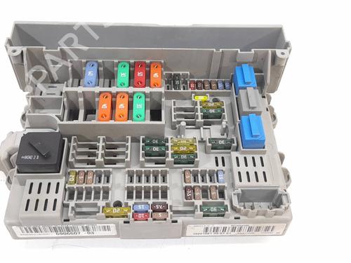Used Fuse box BMW 1 (E87) 118 d (122 hp) 15865183
