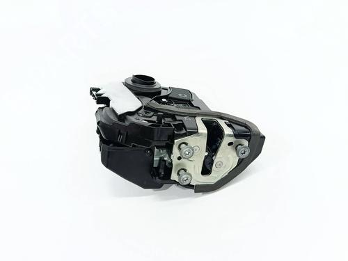 Højre bagtil lås TOYOTA C-HR (_X1_) 1.8 Hybrid (ZYX10_, ZYX11_, ZYX10R, ZYX11R) (122 hp) 32405179