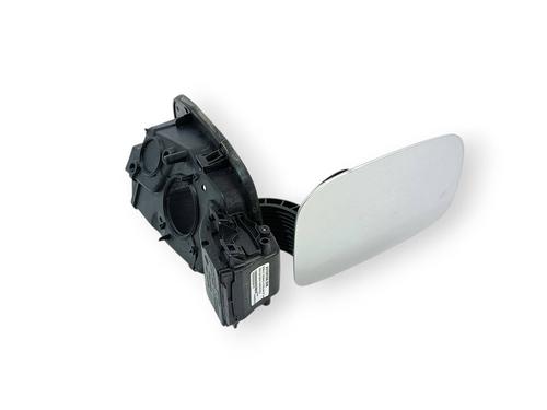 Fuel flap RENAULT MEGANE IV Hatchback (B9A/M/N_) 1.2 TCe 100 (B9MS) | BP29167312C131 