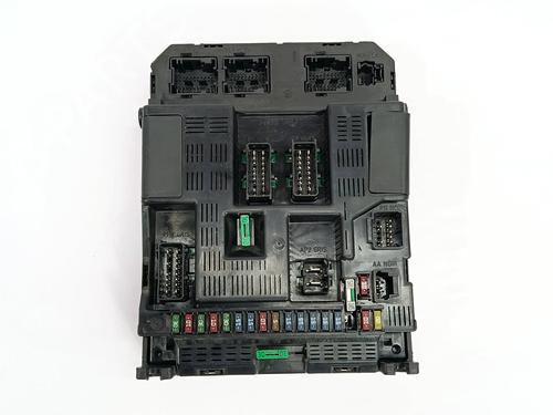 Fuse box PEUGEOT 307 Break (3E) 2.0 HDI 110 | BP37688628E1 - Image 6