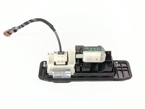 Used Tailgate handle MERCEDES-BENZ A-CLASS (W177) A 180 d (177.003) (116 hp) 28693605