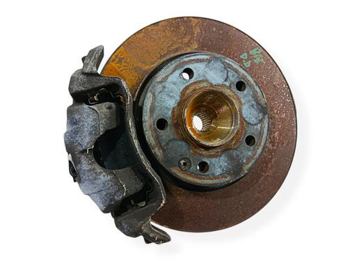 Used Right front steering knuckle Right front steering knuckle MERCEDES-BENZ A-CLASS (W168) A 170 CDI (168.009, 168.109) (95 hp) 34637745 34637745