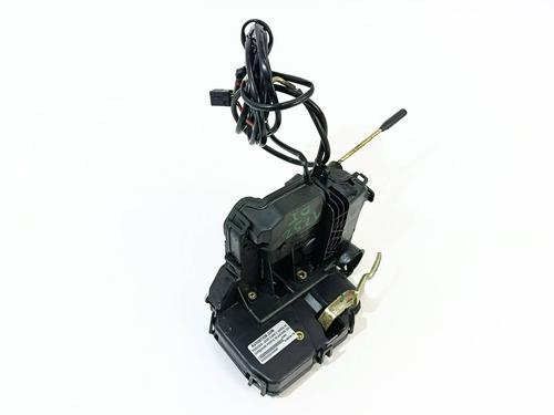 Venstre foran lås MERCEDES-BENZ C-CLASS (W203)  | BP29877566C98