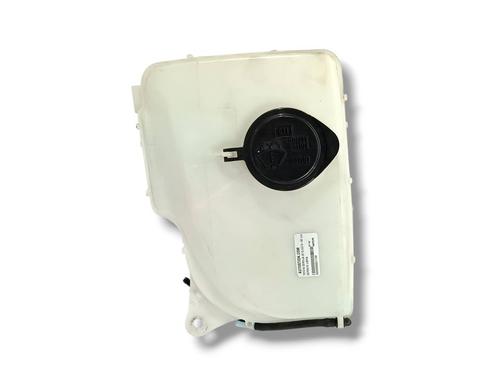 Used Windscreen washer tank Windscreen washer tank 37684446 37684446