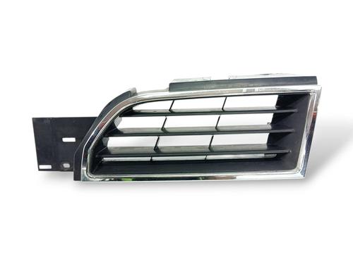 Used Grille Grille MITSUBISHI CARISMA Saloon (DA_) 1.6 (DA1A) (99 hp) 34272073 34272073