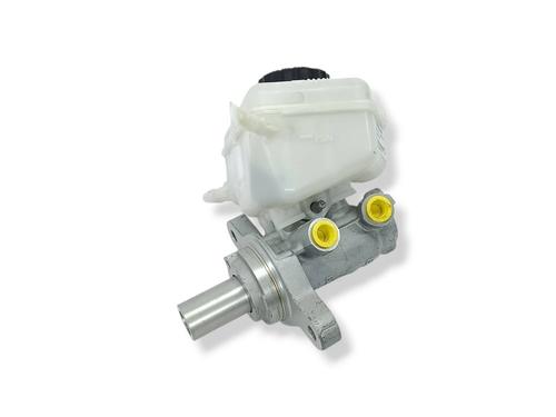Used Brake master cylinder BMW 1 (F20) 118 d (143 hp) 31873036