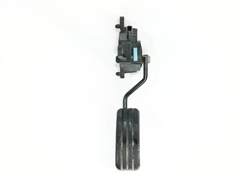 pedal-renault-clio-iii-br01-cr01-2005-2006-2007-2008-2009-2010-2011-2012-2013-2014-36167925 main image