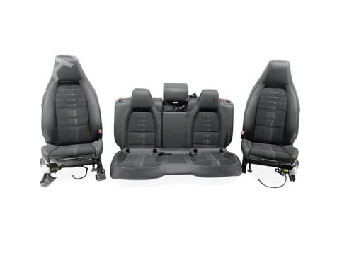 Used Seats set MERCEDES-BENZ GLA-CLASS (X156) GLA 200 CDI / d (156.908) (136 hp) 23188395