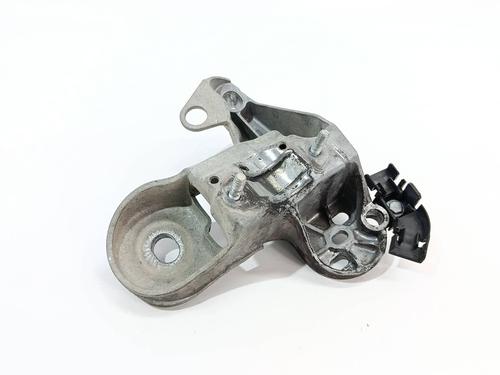 Used Engine mount AUDI A4 B7 (8EC) 2.0 TDI 16V (140 hp) 30521034
