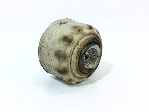 Used Engine mount MERCEDES-BENZ C-CLASS (W203) [2000-2007]  30055120