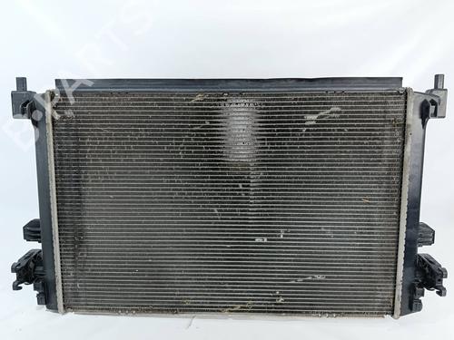 Used Water radiator VW PASSAT B8 (3G2, CB2) [2014-2025]  29357846