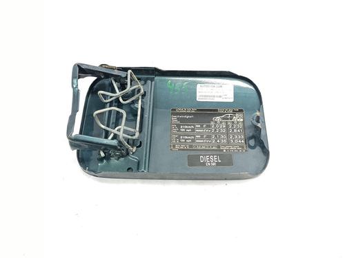 Fuel flap MERCEDES-BENZ E-CLASS (W210) E 320 CDI (210.026) | BP26923193C131 