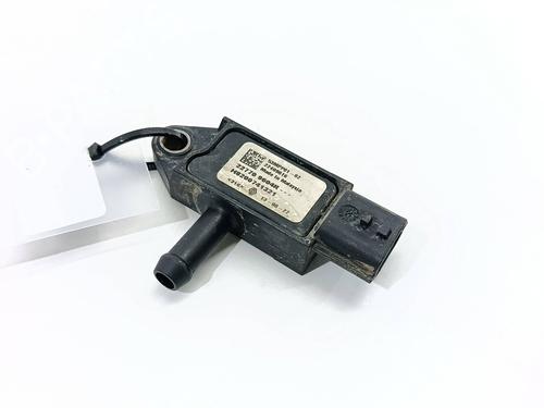 Used Electronic sensor RENAULT CLIO III (BR0/1, CR0/1) 1.5 dCi (75 hp) 31696414