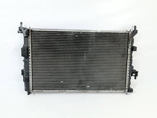 Used Water radiator OPEL CORSA C (X01) [2000-2009]  29057928
