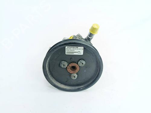 Used Steering pump Steering pump BMW 1 (E87) 118 d (122 hp) 36167977 36167977