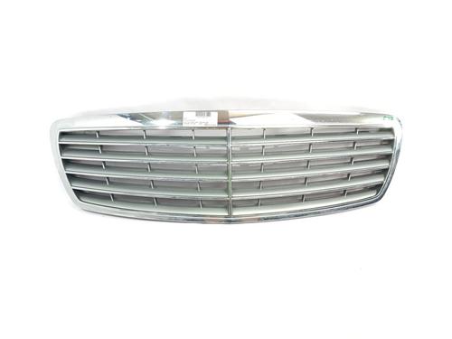 Used Grille MERCEDES-BENZ E-CLASS (W211) E 200 Kompressor (211.042) (163 hp) 20122580