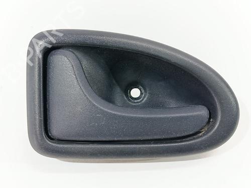 Used Front left interior door handle RENAULT MEGANE I Classic (LA0/1_) 1.9 dCi (LA05, LA1F) (102 hp) 30386078