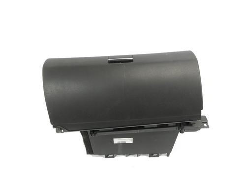 Used Glove box MERCEDES-BENZ B-CLASS Sports Tourer (W245) B 180 CDI (245.207) (109 hp) 15876146