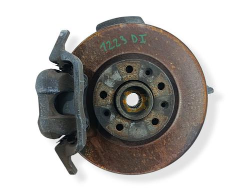 Used Left front steering knuckle PEUGEOT 407 (6D_) 2.0 (6DRFNB, 6DRFNE) (136 hp) 32849465