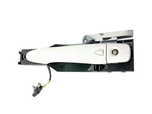 Used Front left exterior door handle NISSAN PULSAR Hatchback (C13) [2014-2025]  28716318