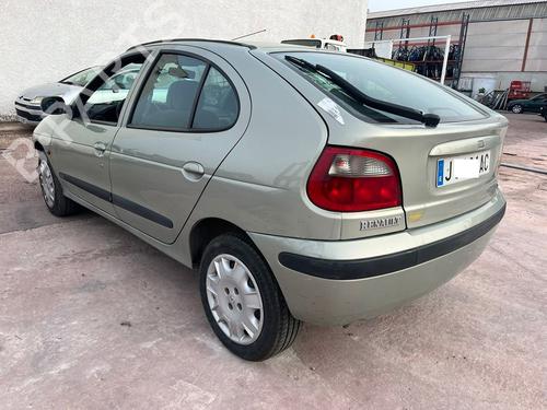 Engine control unit (ECU) RENAULT MEGANE I (BA0/1_)  | BP31263875M57 