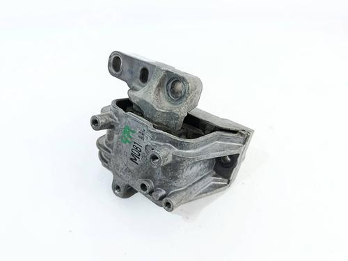 Engine mount VW PASSAT B7 Variant (365) 2.0 TDI | BP30196118M89 