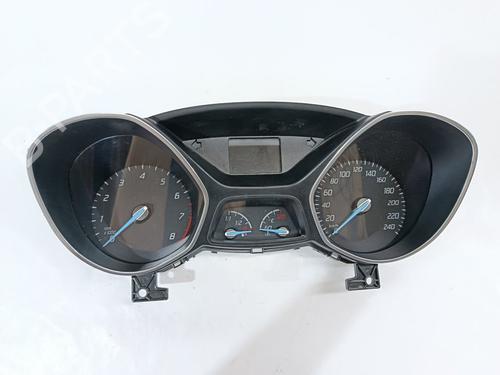 Used Instrument cluster FORD FOCUS III [2010-2020]  29700116
