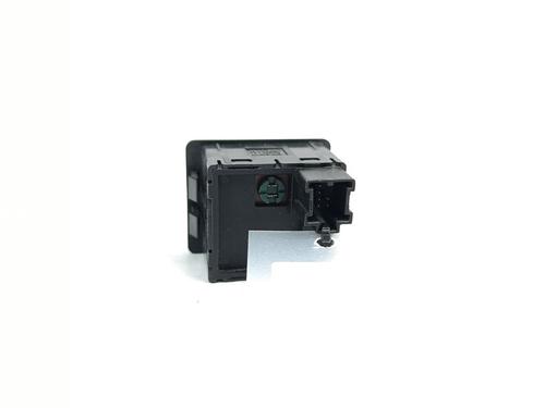 Switch NISSAN PATROL GR V Wagon (Y61)  | BP18129247I30 