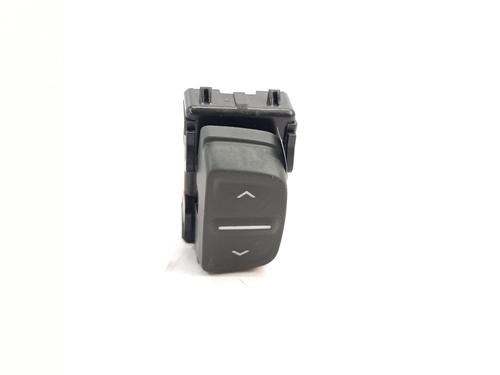 Used Right rear window switch DACIA SANDERO II [2012-2025]  25834654