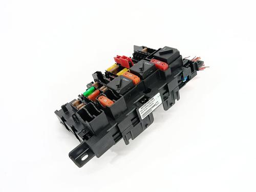 Used Fuse box Fuse box 37282877 37282877