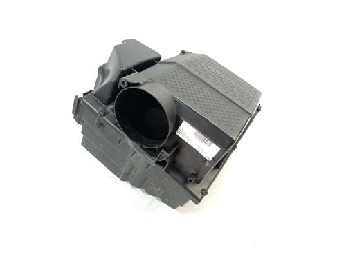 Used Air filter box LAND ROVER DISCOVERY III (L319) 2.7 TD 4x4 (190 hp) 18665977