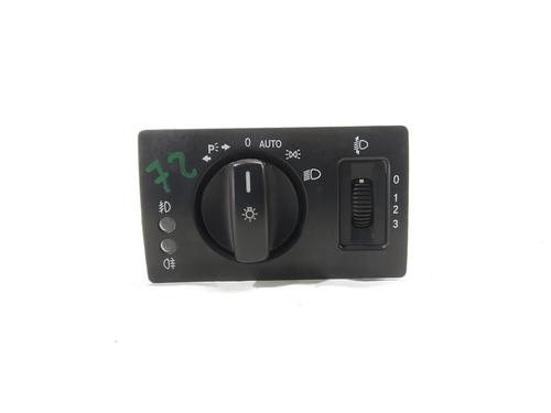 Used Headlight switch MERCEDES-BENZ B-CLASS Sports Tourer (W245) B 180 CDI (245.207) (109 hp) 15876153