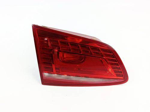 Achterlicht kofferdeksel achterklep links VW PASSAT B7 Variant (365) 2.0 TDI (140 hp) 29699630