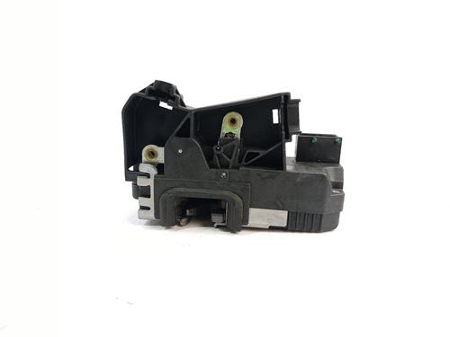 Used Front right lock OPEL MERIVA A MPV (X03) [2003-2010]  24368372