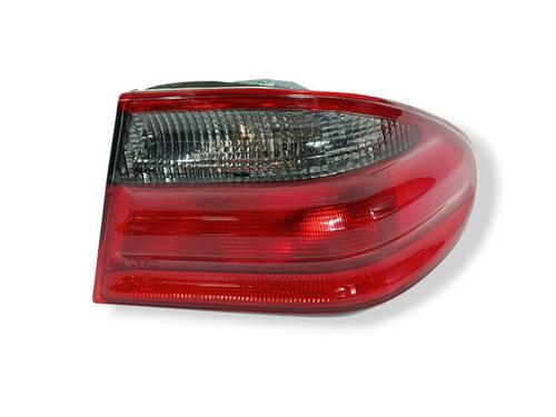 right-taillight-mercedes-benz-e-class-w210-1995-1996-1997-1998-1999-2000-2001-2002-2003-32183561 main image