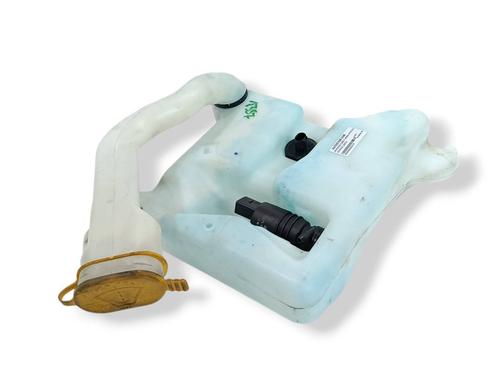 windscreen-washer-tank-mercedes-benz-c-class-coupe-cl203-2001-2002-2003-2004-2005-2006-2007-2008-2009-2010-2011-31975077 main image