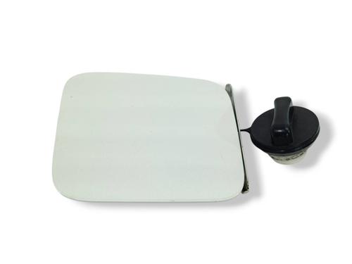 fuel-flap-nissan-juke-f15-2010-2011-2012-2013-2014-2015-2016-2017-2018-2019-32846993 main image