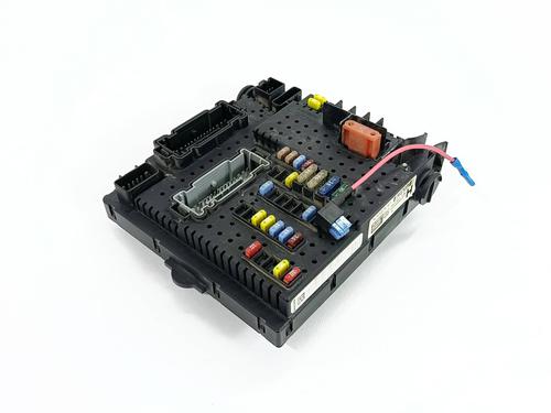 Used Fuse box VOLVO XC90 I (275) D5 AWD (185 hp) 31083336