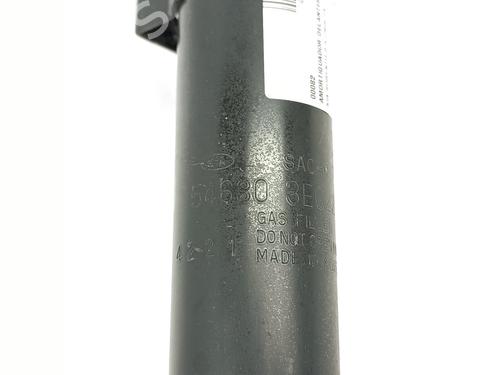Left front shock absorber KIA SORENTO I (JC) 2.5 CRDi 4WD | BP17178893M16 