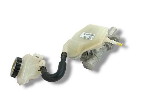 Used Brake master cylinder Brake master cylinder 38684439 38684439
