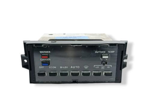 Used Climate control Climate control AUDI 100 C3 Saloon (443, 444) [1982-1991] 32850217 32850217