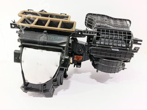 Heater matrix box HYUNDAI TUCSON (TL, TLE) 1.6 GDi | BP30196107M61