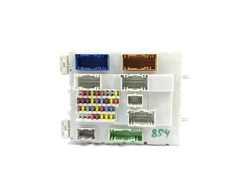 Used Fuse box FORD FOCUS III [2010-2020]  21065093