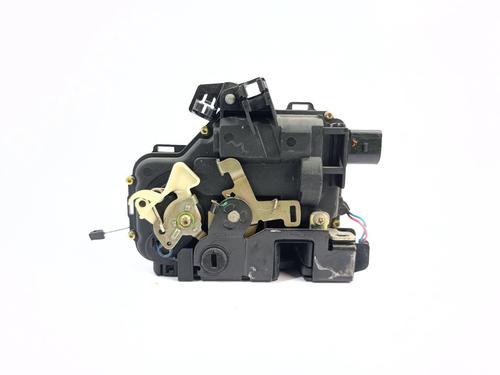 Rear left lock SEAT LEON (1M1)  | BP24876136C100 